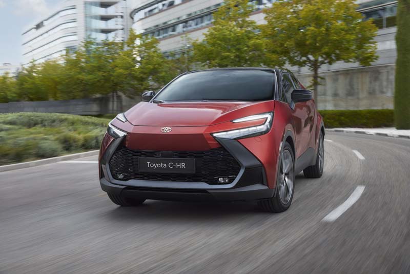  Toyota C-HR audacemente Lounge Hero